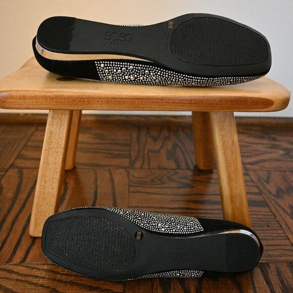 BCBG Rhinestone Flats – Black with Silver Detail – Size 9M - Picture 5 of 7